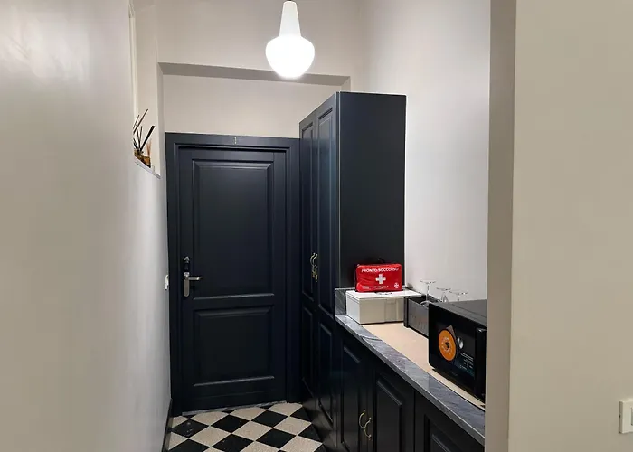 Guest house Santa Monica Townhouse 4*