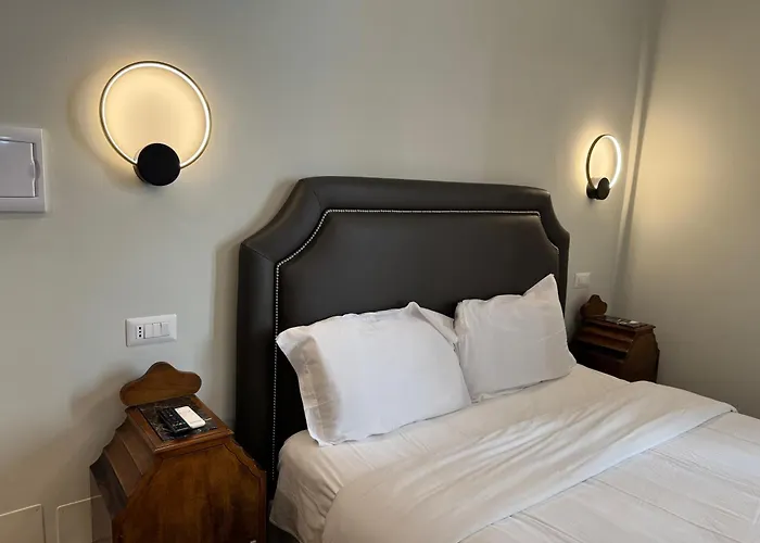 Santa Monica Townhouse 4* Rome