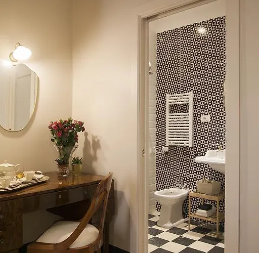 Santa Monica Townhouse Guest house Rome