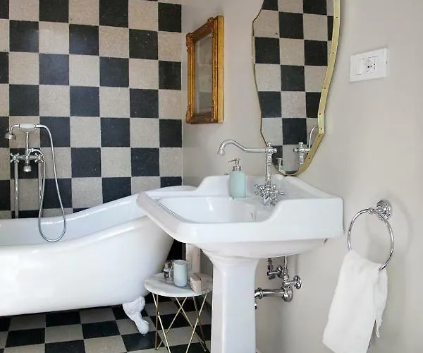 Guest house Santa Monica Townhouse Rome