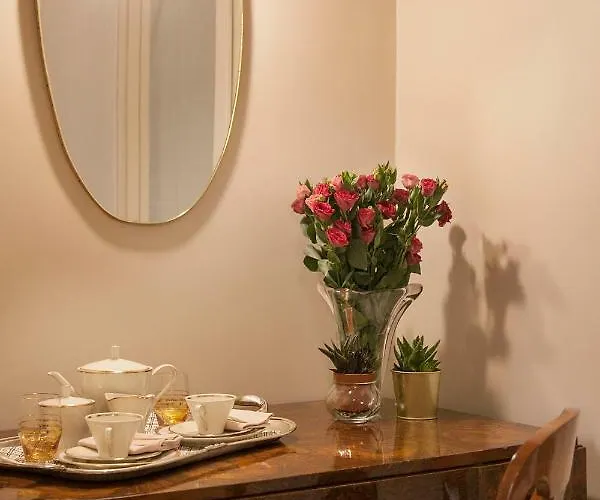 Guest house Santa Monica Townhouse 4*